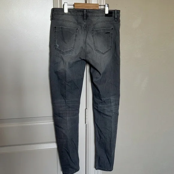 Zara gray distressed skinny jeans - Picture 6 of 6